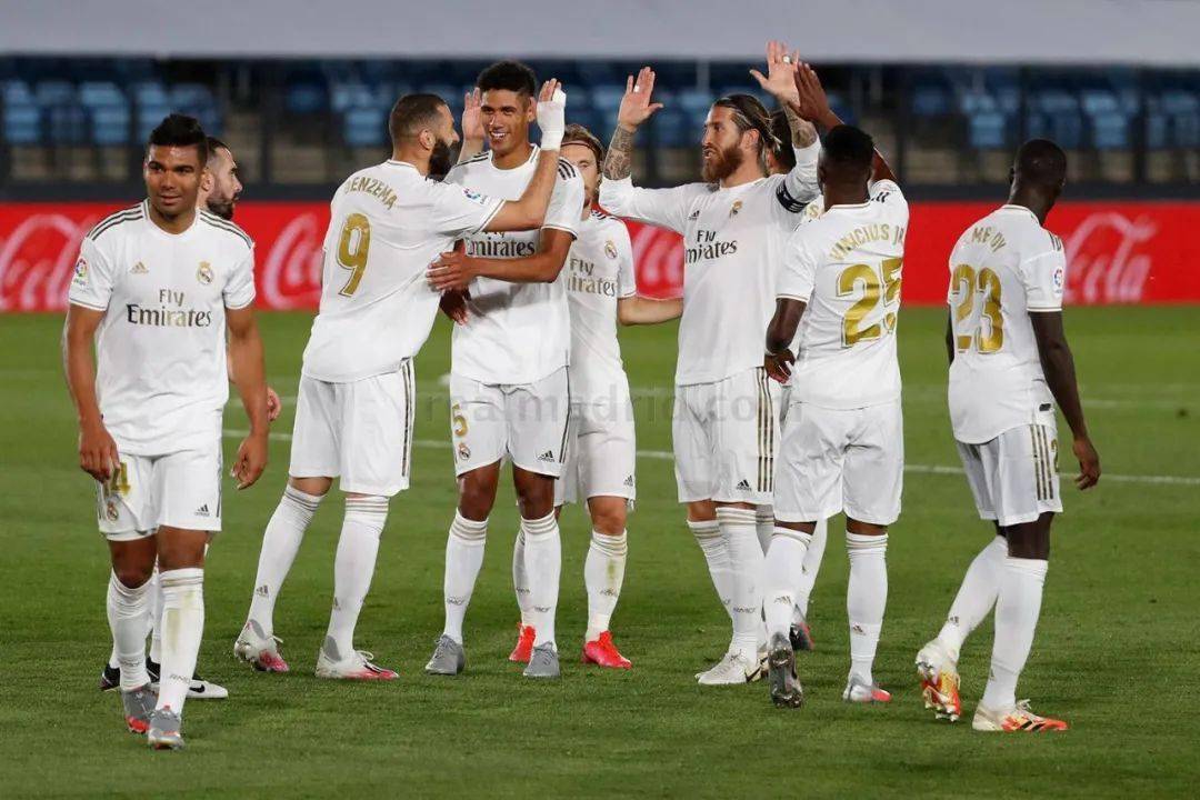 中甲战报：阿卜杜瓦哈普戴帽，陕西联合5-1送广西平果降级