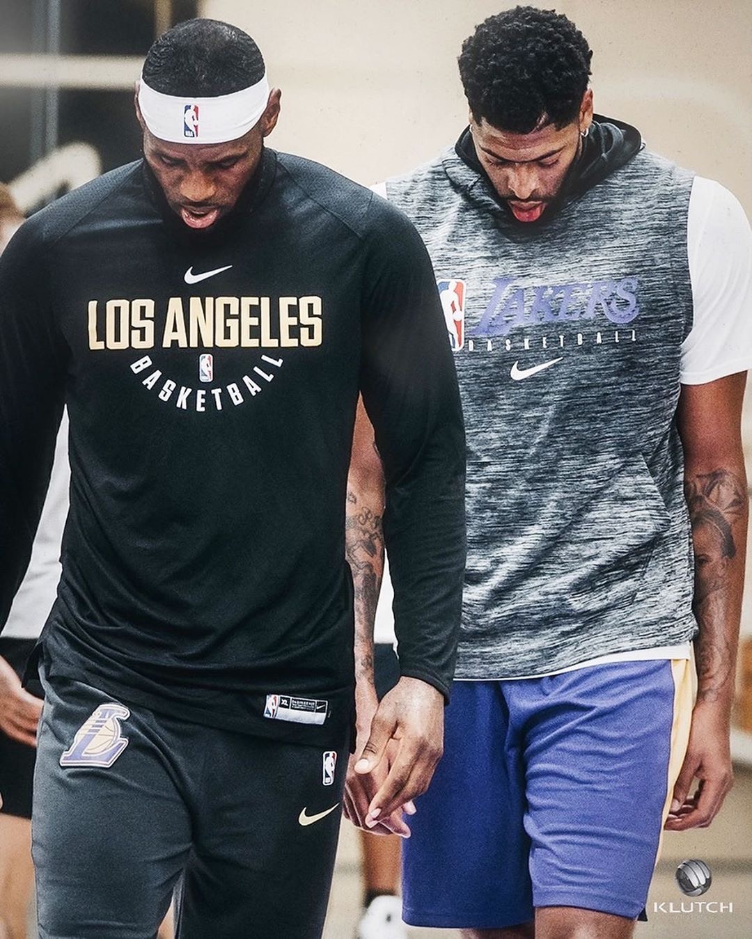 状态火热！布伦森单节狂砍16分，尼克斯带4分优势进入末节（手感滚烫！布伦森单节轰下16分，尼克斯携4分领先迈入第四节）