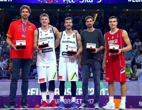 欧文快攻完成压哨上篮（欧文快攻读秒上篮得手）