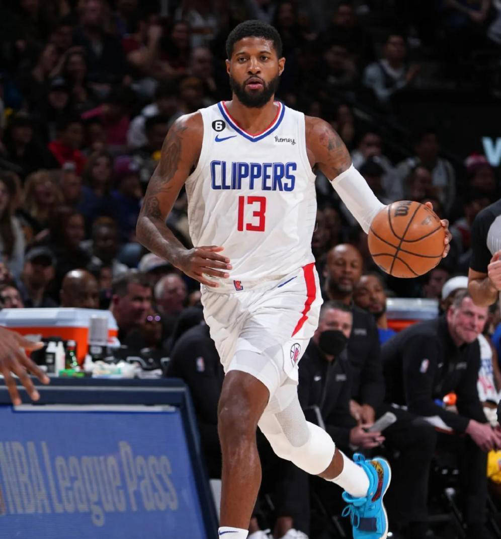 记者：若森林对安德森要价一直很高，曼城会选择埃德松（记者：若森林对安德森坚持高要价，曼城会留用埃德松）