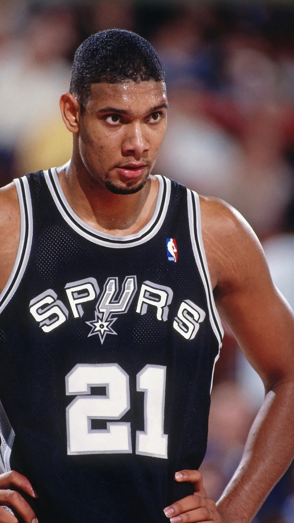 佩杜拉：因西涅拒绝了多份报价，坚持与萨里在拉齐奥重聚（佩杜拉：因西涅拒多家报价，执意在拉齐奥与萨里再聚首）