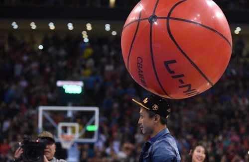 强者从不依赖运气（强者靠实力而非运气）